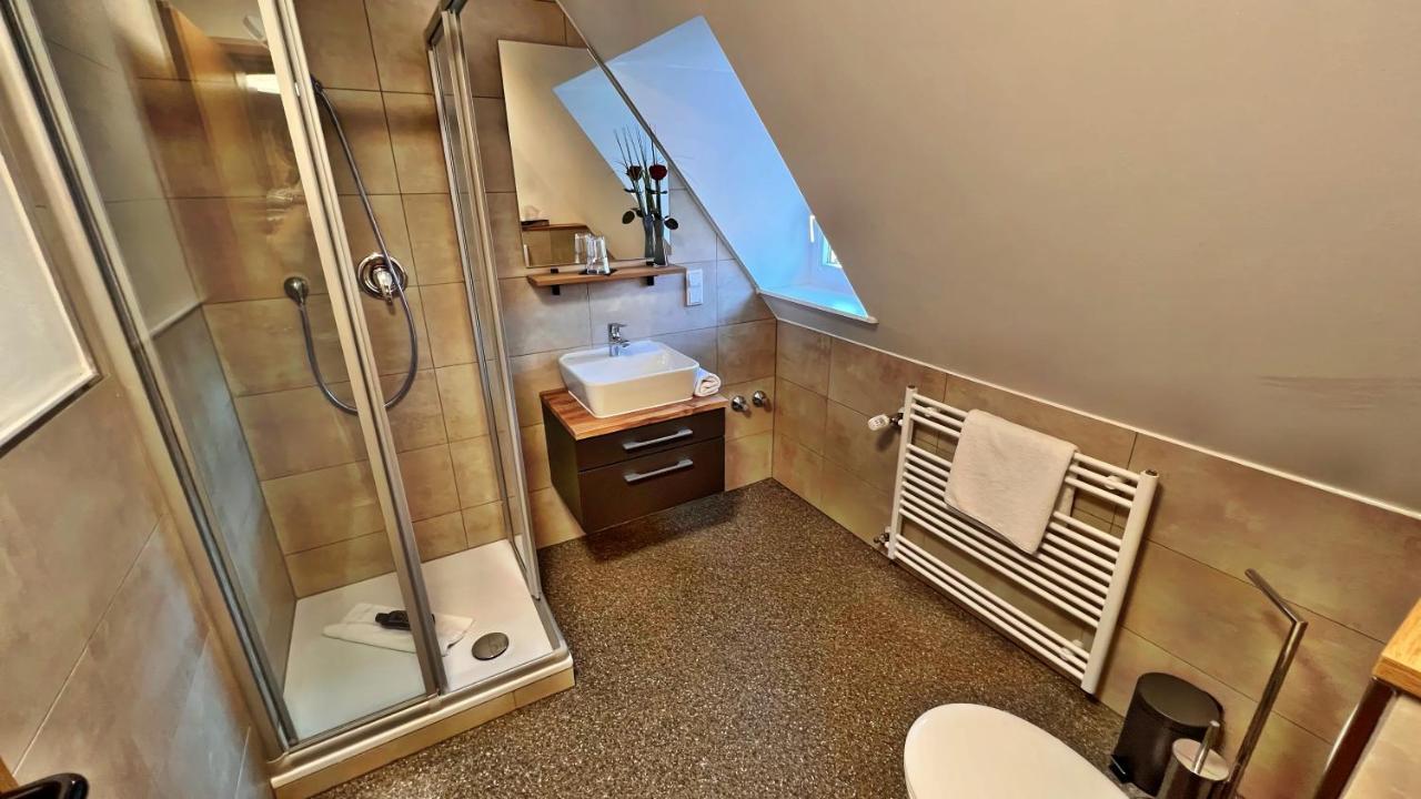 Hotel Zu Den Drei Kronen Seligenstadt Ngoại thất bức ảnh