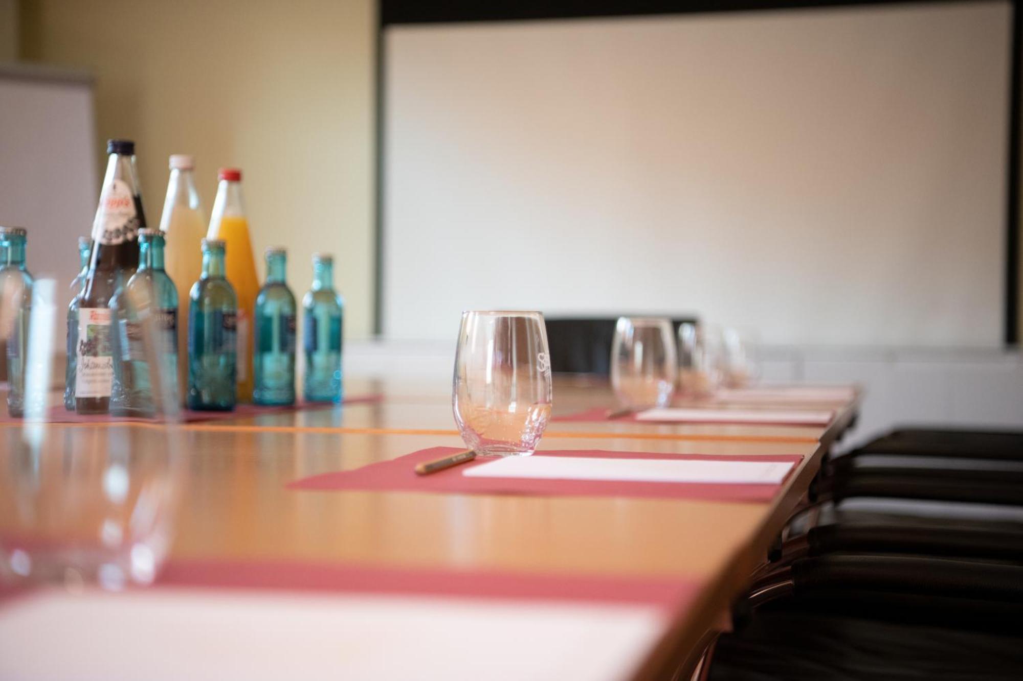 Hotel Zu Den Drei Kronen Seligenstadt Ngoại thất bức ảnh